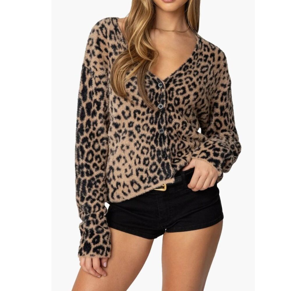 Edikted Leopard Print Fuzzy V Neck Cropped Cardigan Size XL